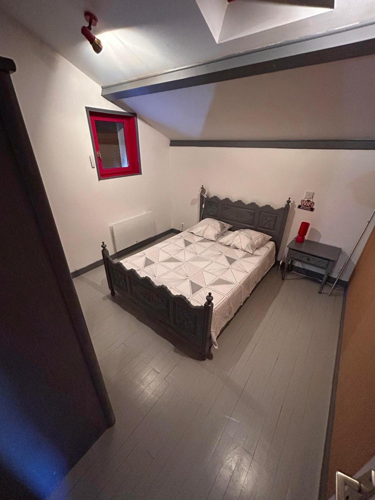 Chambres Des Arrys Bas-en-Basset Buitenkant foto